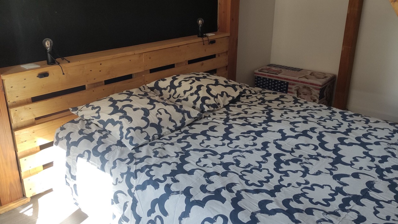 Photo of Bedroom in Roussillon-en-Isere