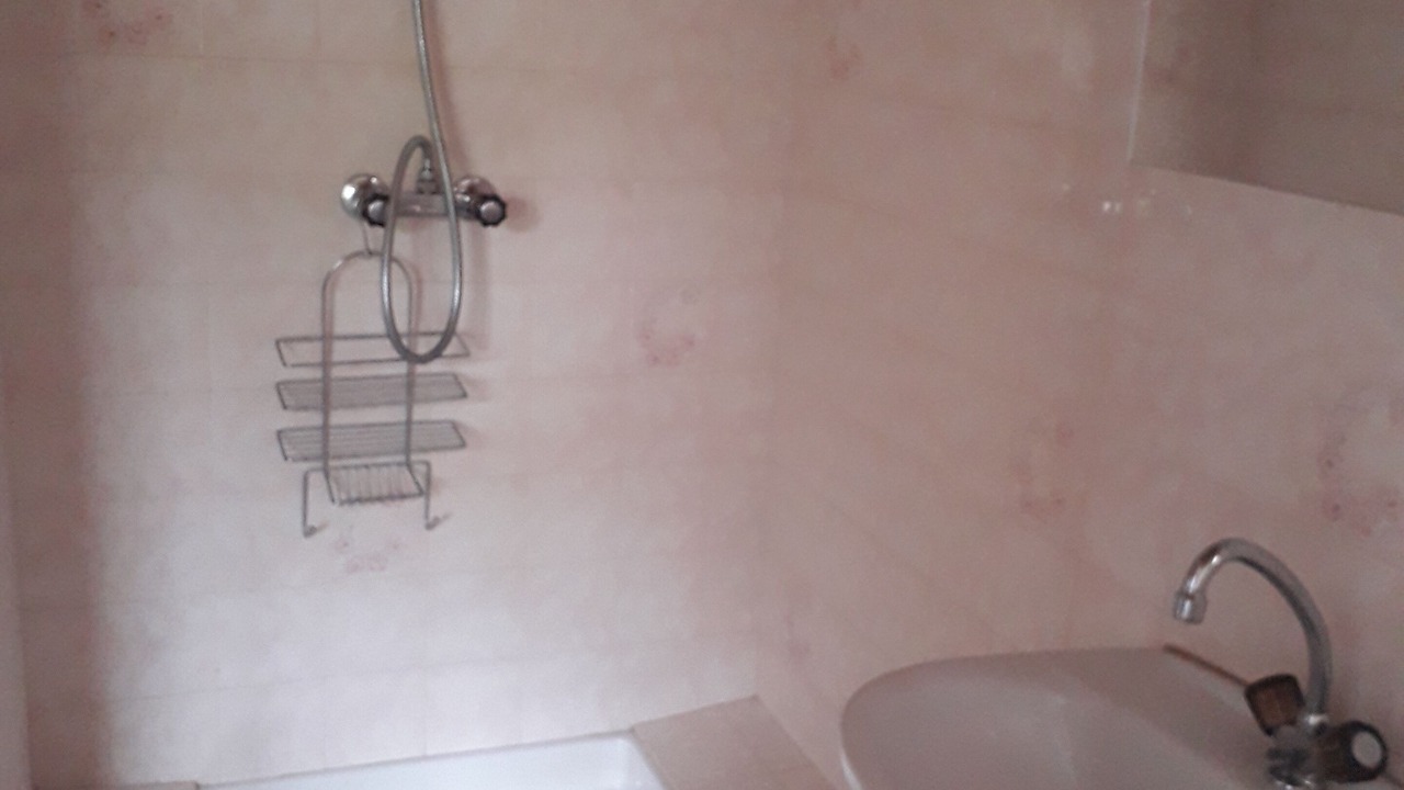 Photo of Bathroom in Laroque