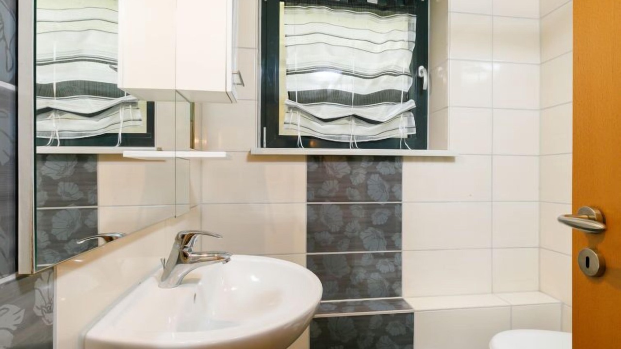Photo of Bathroom in Neeberg