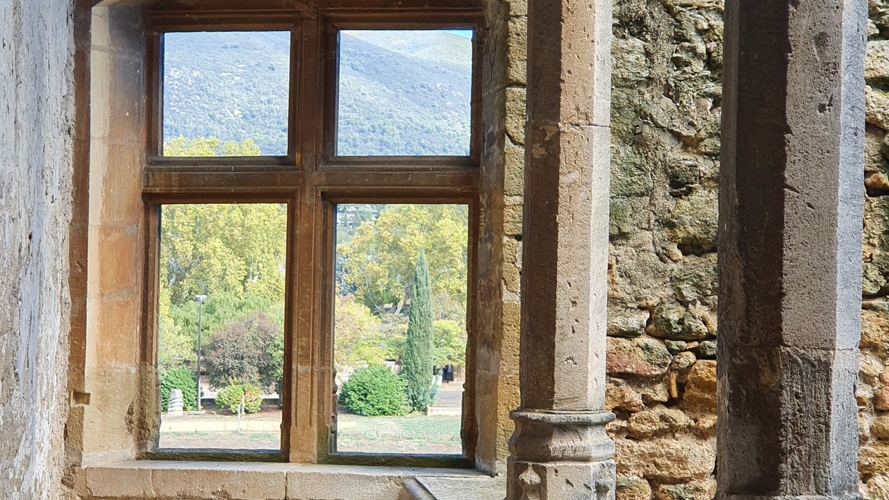 Photo of Outdoor in Maubec