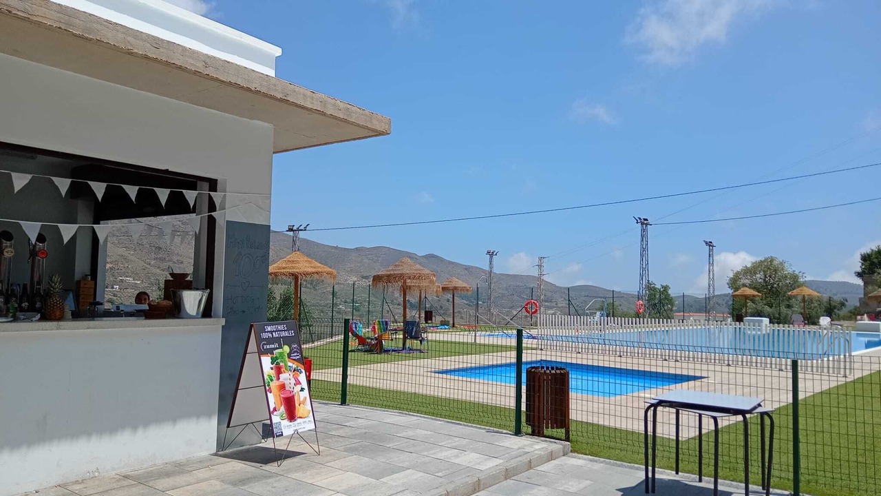 Photo of Outdoor in Enix