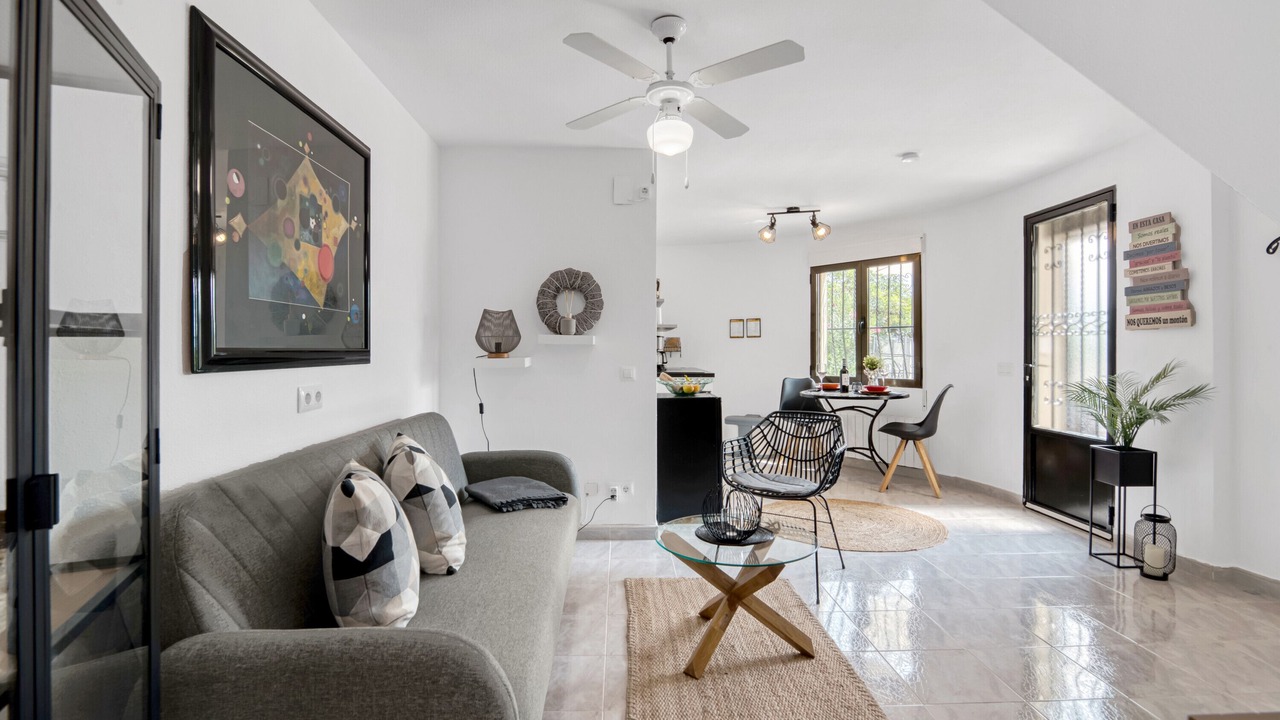 Photo of Livingroom in Orba