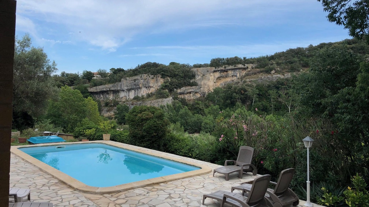 Photo of Outdoor in Collias