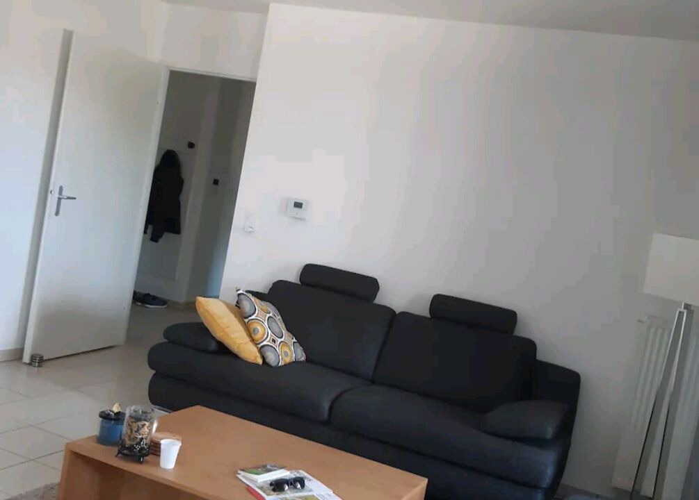 Photo of Livingroom in Decines-Charpieu