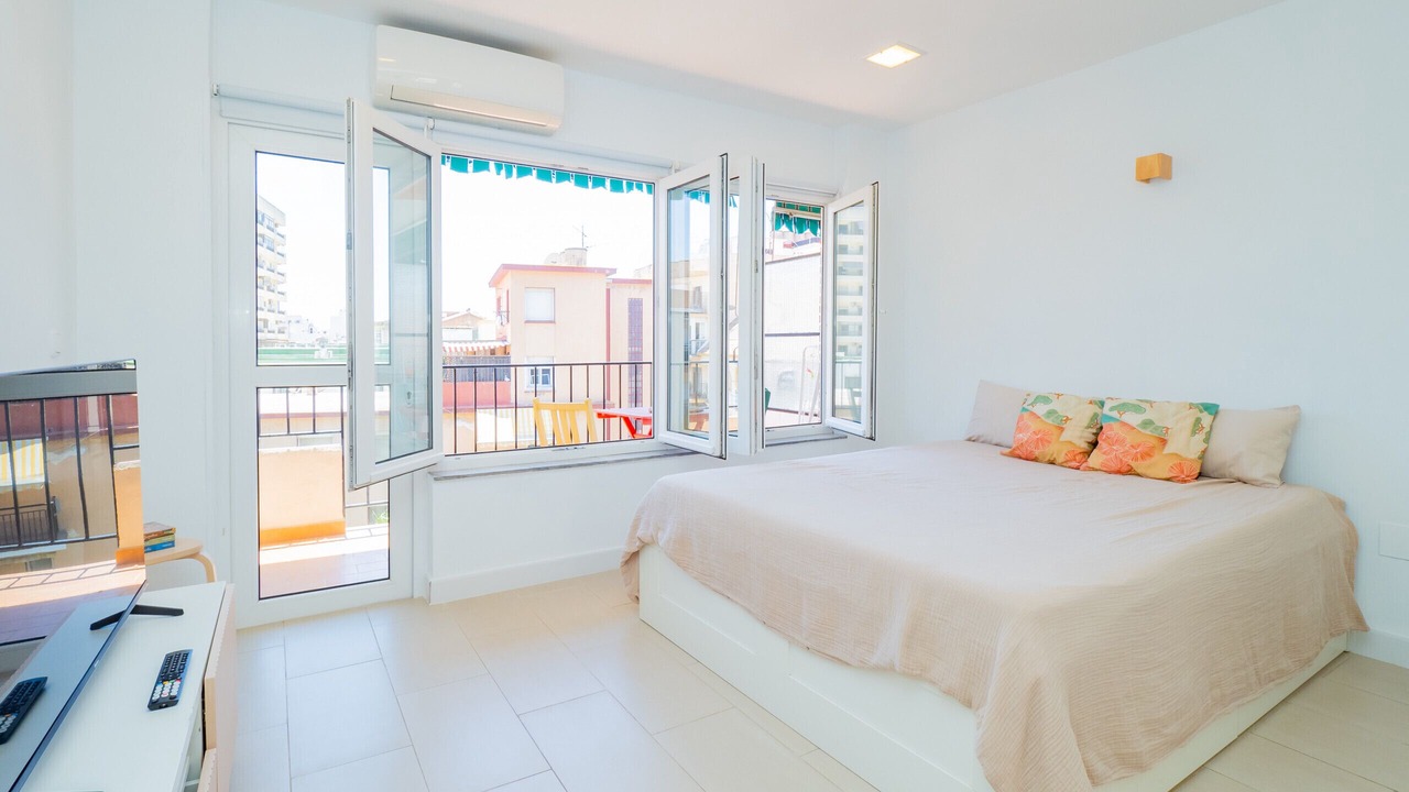 Photo of Bedroom in Fuengirola City Centre