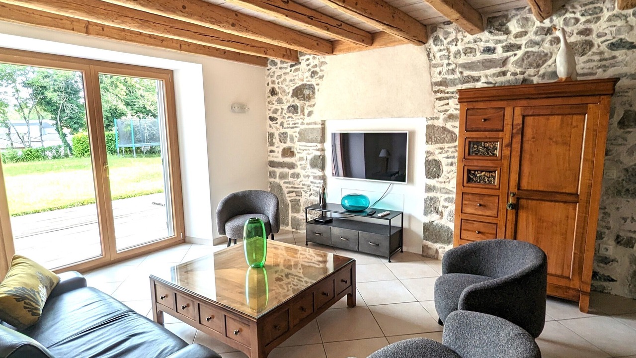 Photo of Livingroom in Allonzier-la-Caille