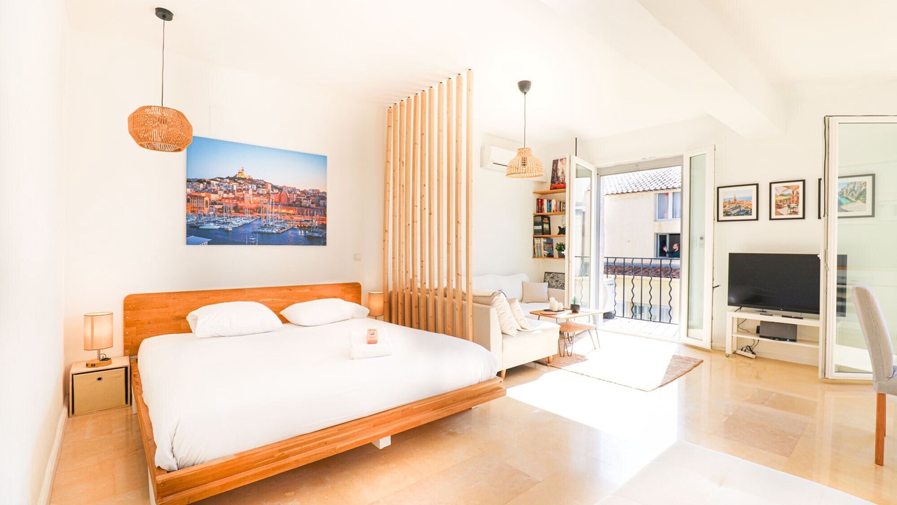Photo of Bedroom in Opera