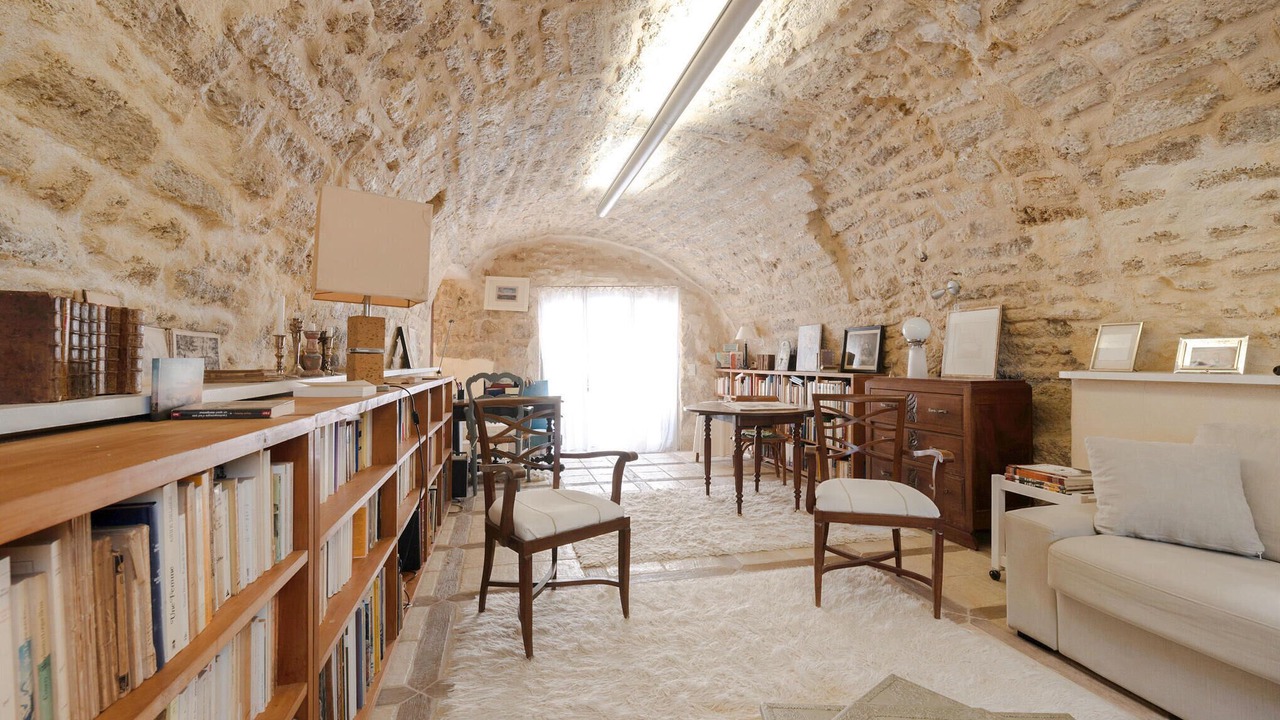 Photo of Bedroom in Montbazin