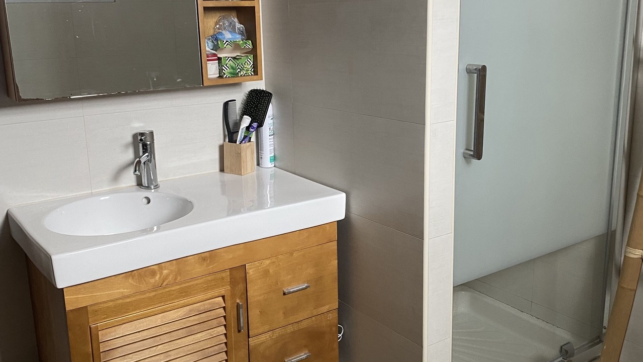 Photo of Bathroom in Meynes