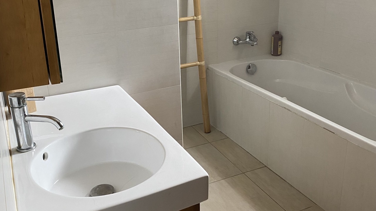 Photo of Bathroom in Meynes