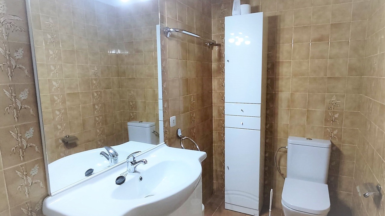 Photo of Bathroom in Palau-Sator
