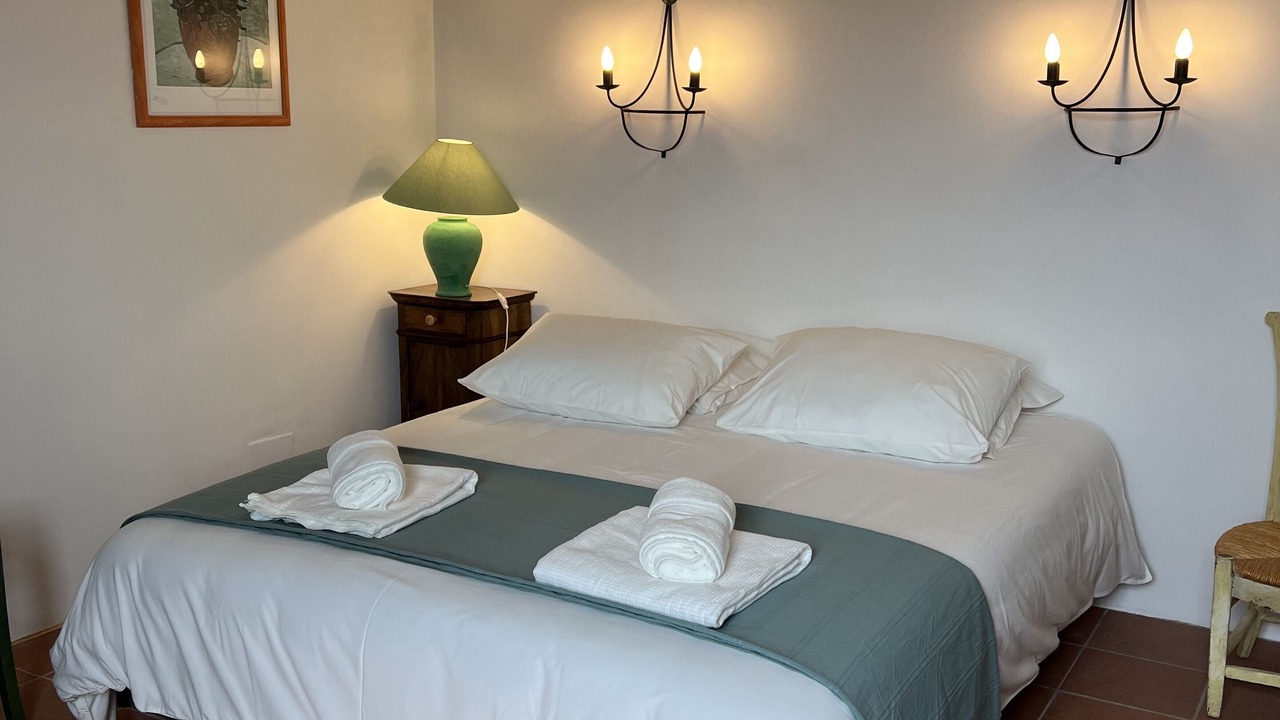 Photo of Bedroom in Goult