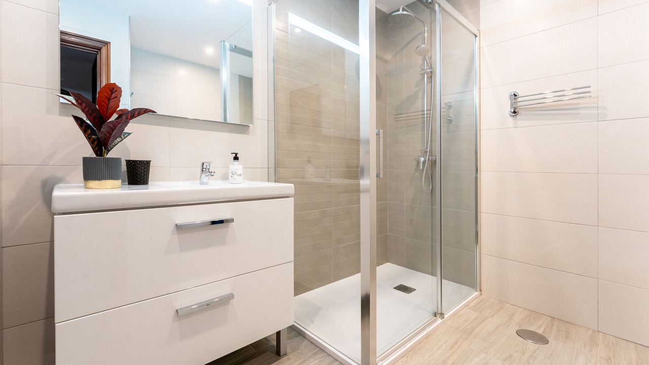 Photo of Bathroom in Fuengirola City Centre
