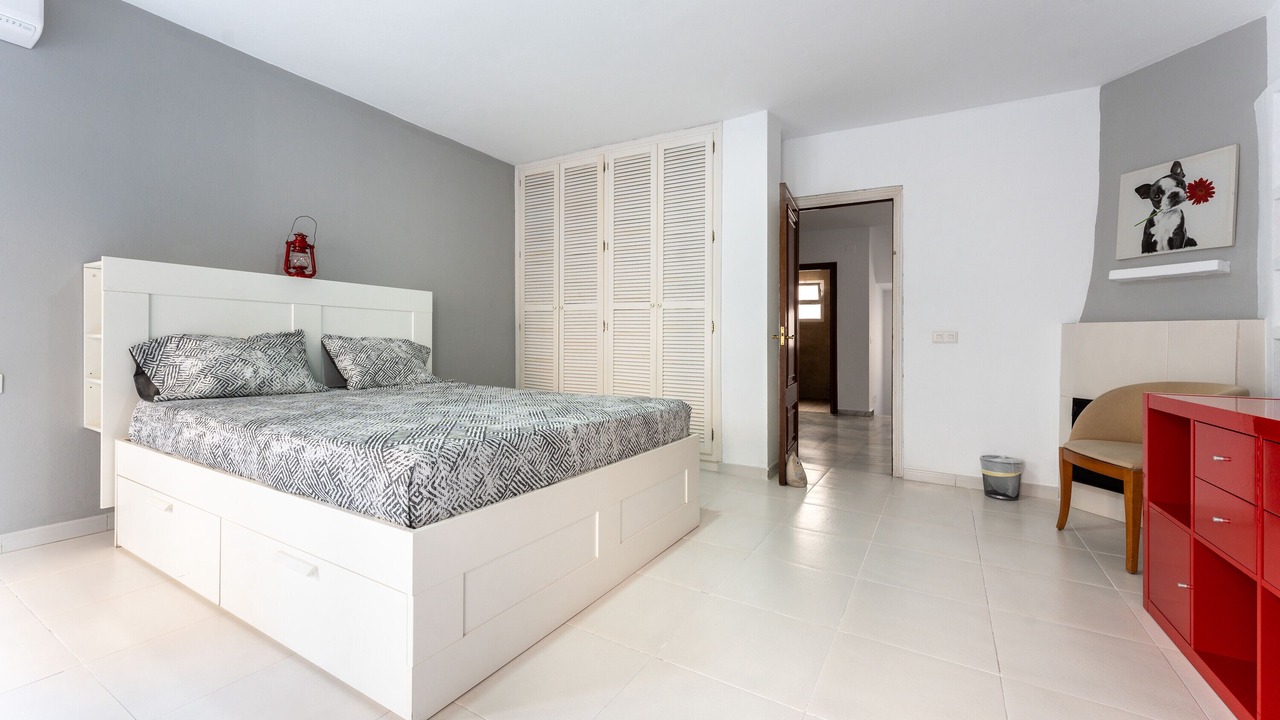 Photo of Bedroom in Fuengirola City Centre