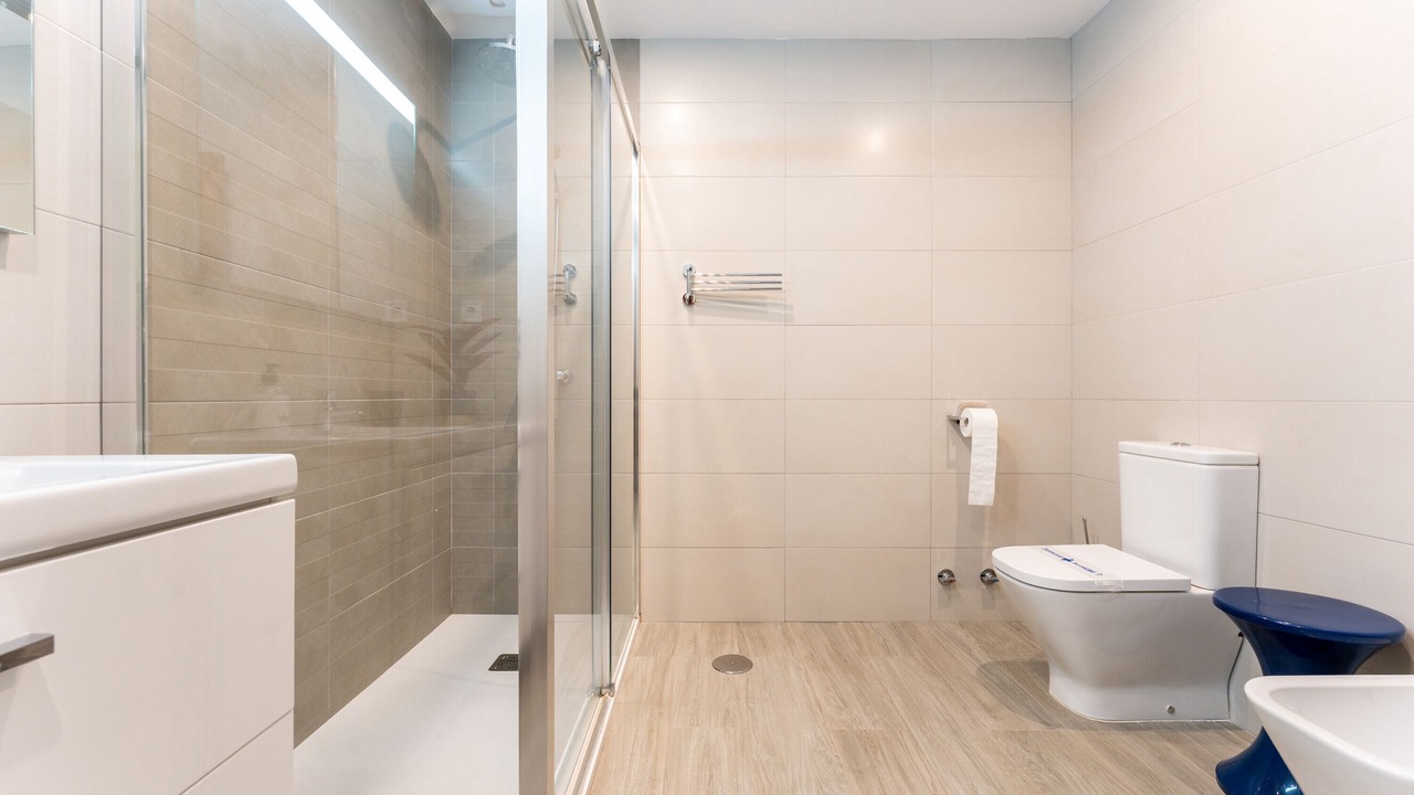Photo of Bathroom in Fuengirola City Centre