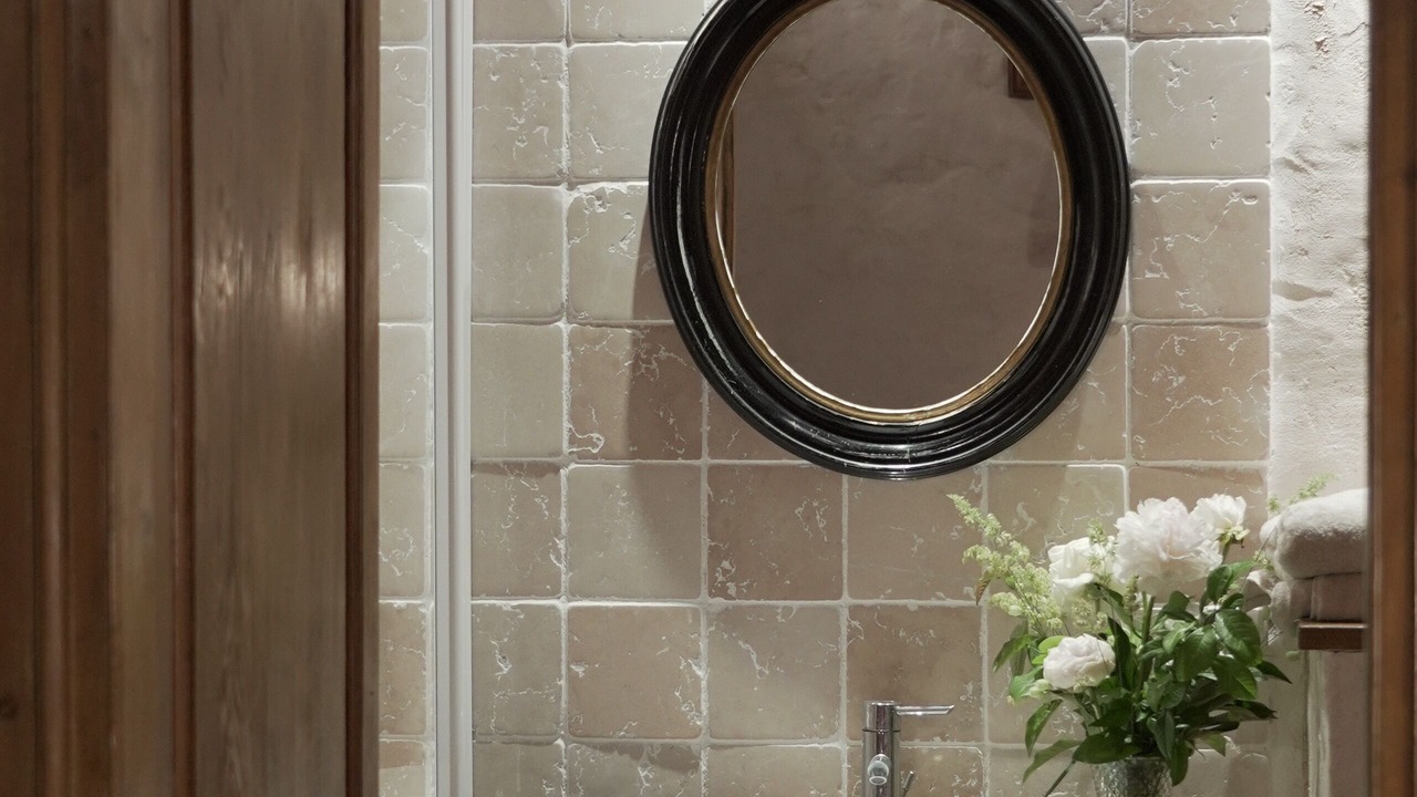 Photo of Bathroom in Montanges