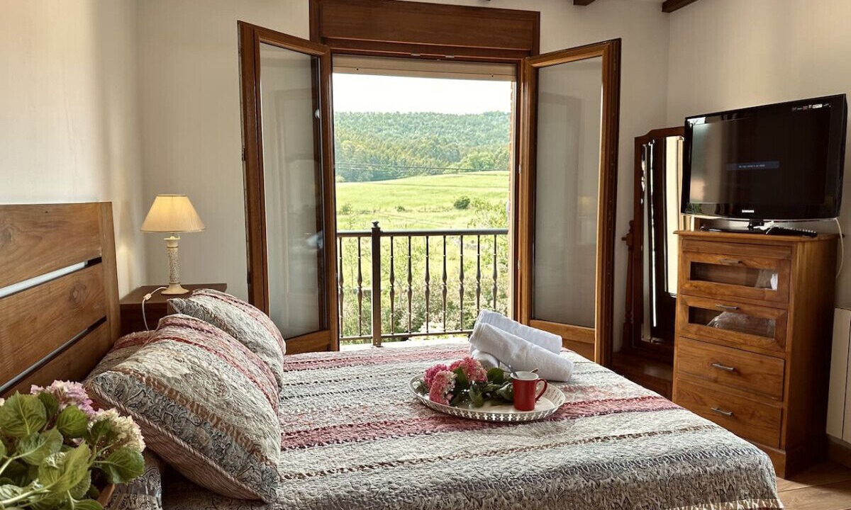 Photo of Bedroom in Guemes