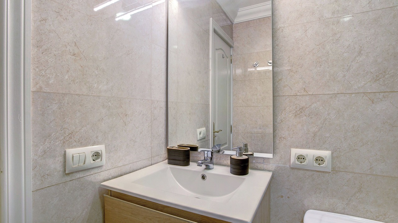 Photo of Bathroom in Historical Center