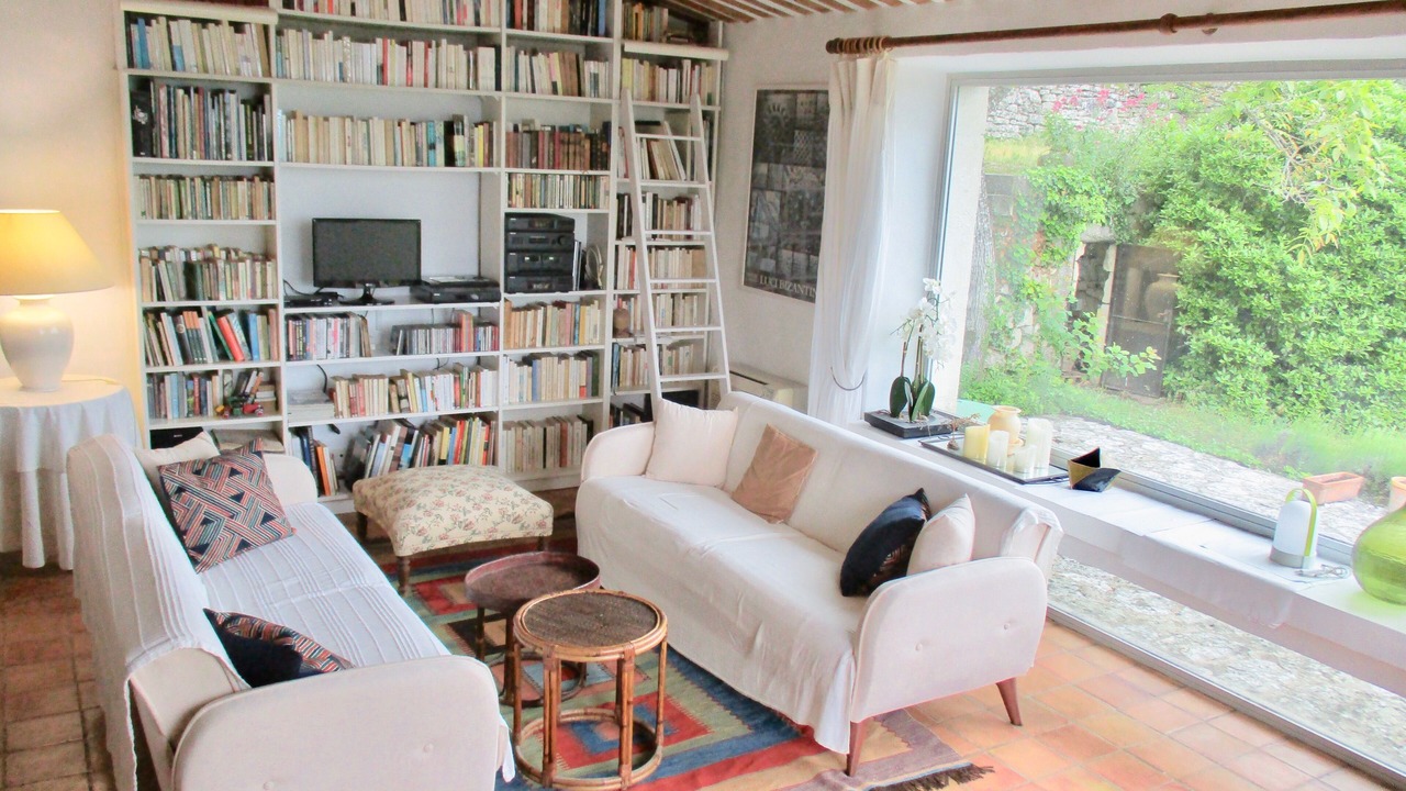 Photo of Livingroom in Lacoste