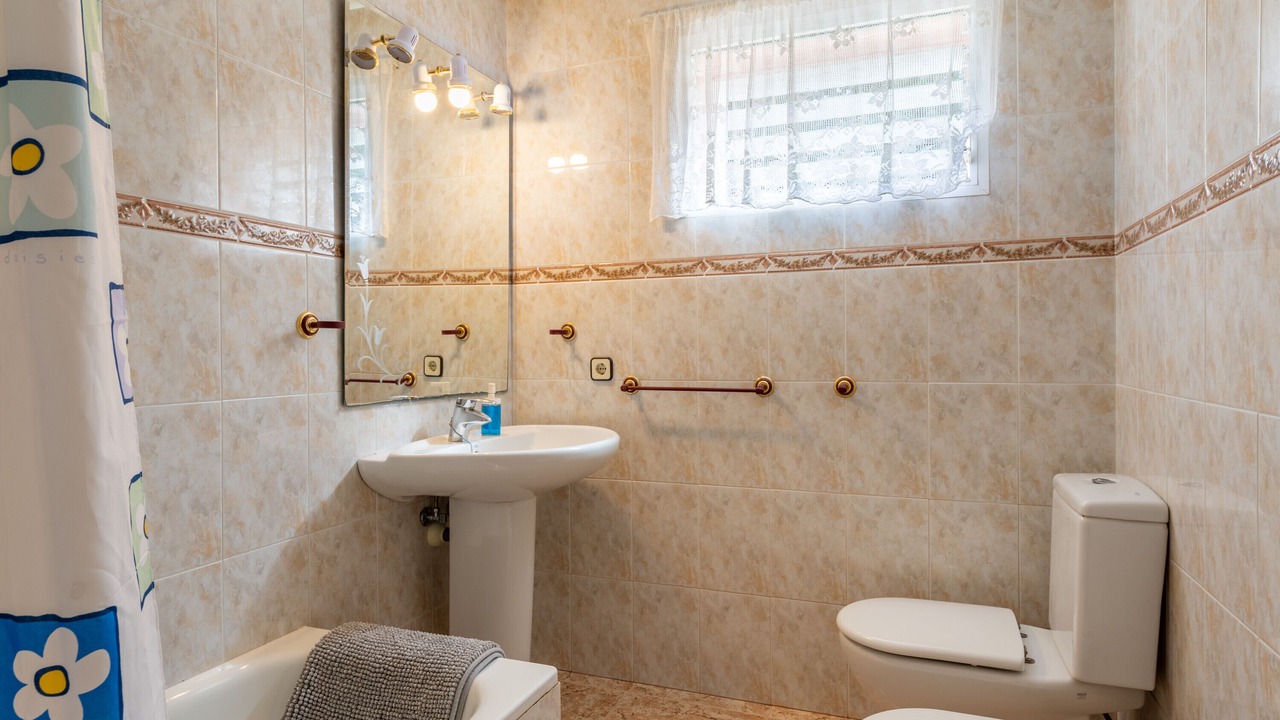 Photo of Bathroom in l'Aranjassa
