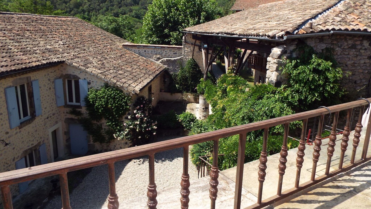 Photo of Patio Balcony in Pont-de-Labeaume