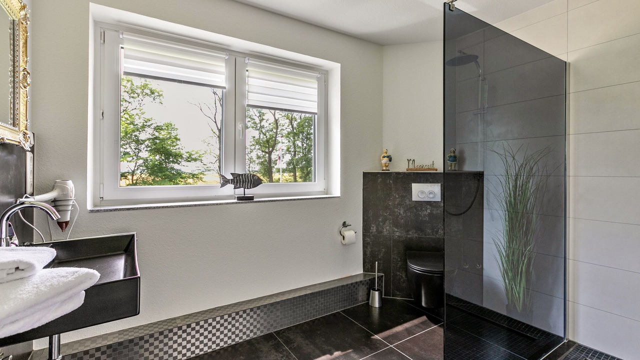 Photo of Bathroom in Neugalmsbull