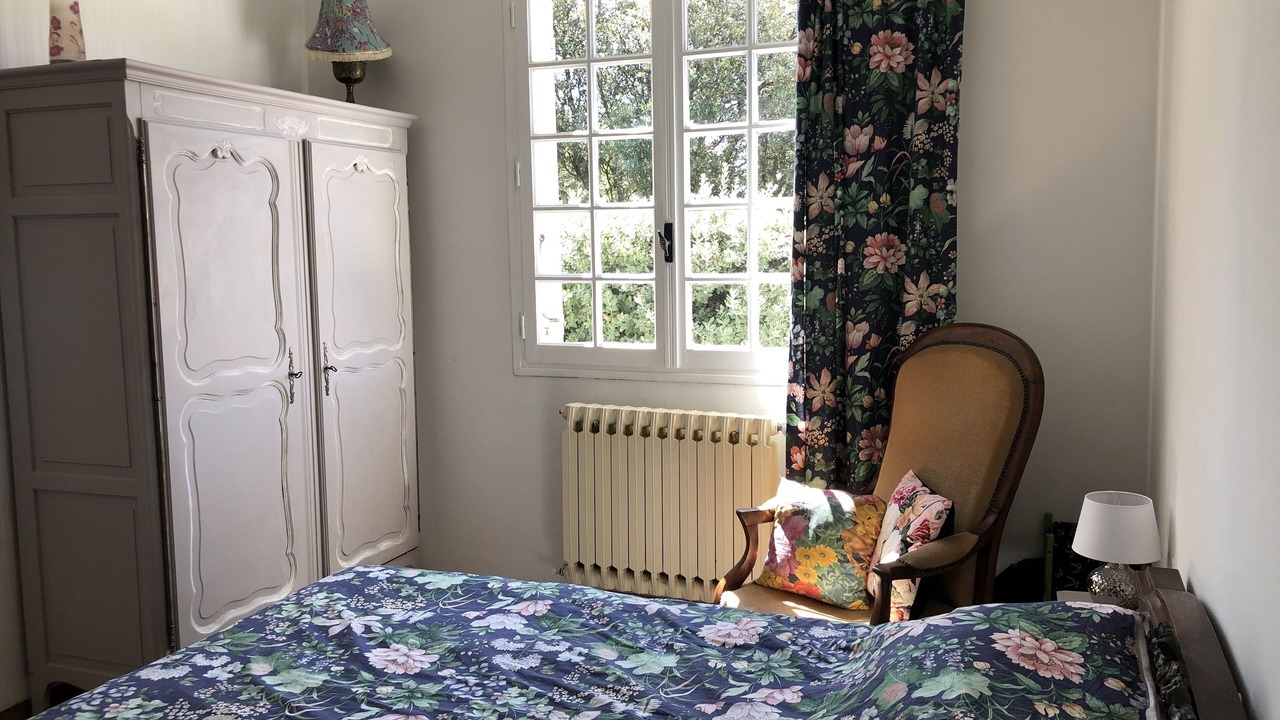 Photo of Bedroom in Eyragues