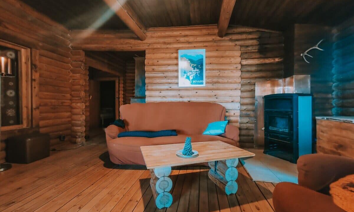 Photo of Livingroom in Pugny-Chatenod