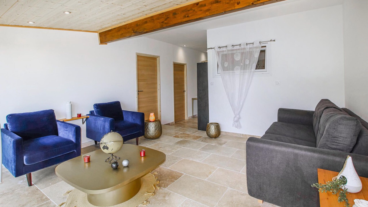 Photo of Bedroom in Suze-la-Rousse