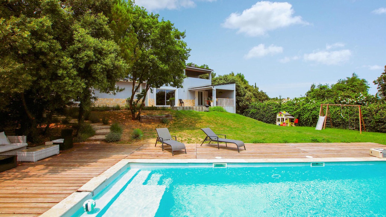 Photo of Outdoor in Suze-la-Rousse