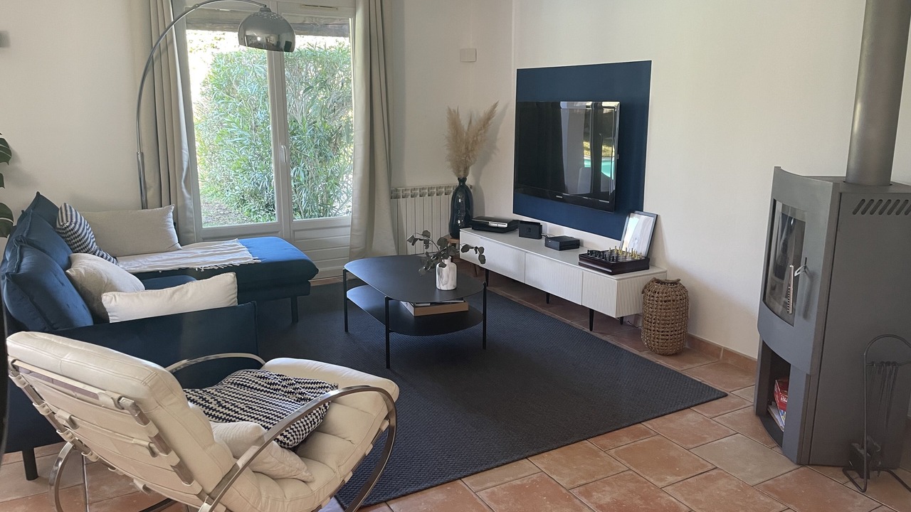 Photo of Livingroom in Bouc-Bel-Air