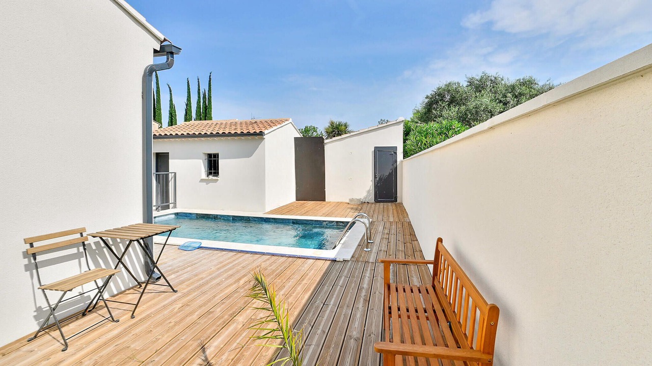 Photo of Outdoor in Monteux