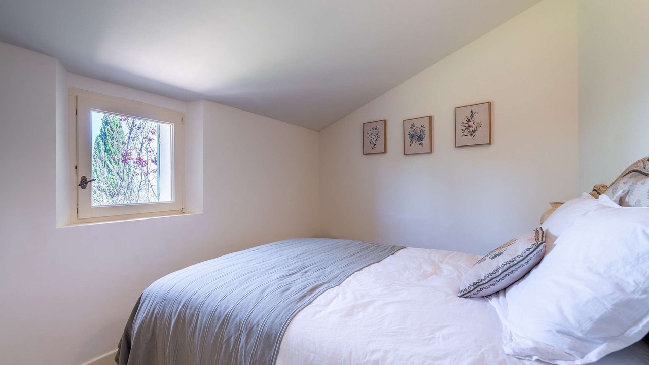Photo of Bedroom in Menerbes
