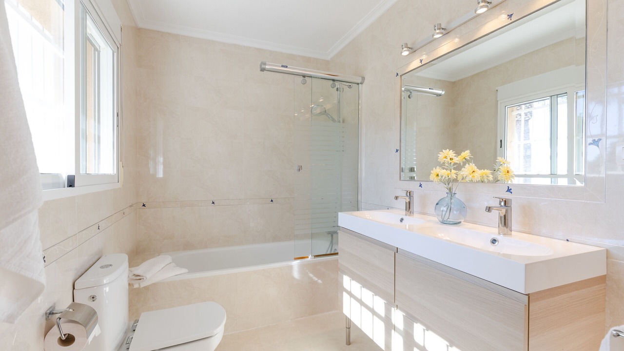 Photo of Bathroom in Vista Hermosa