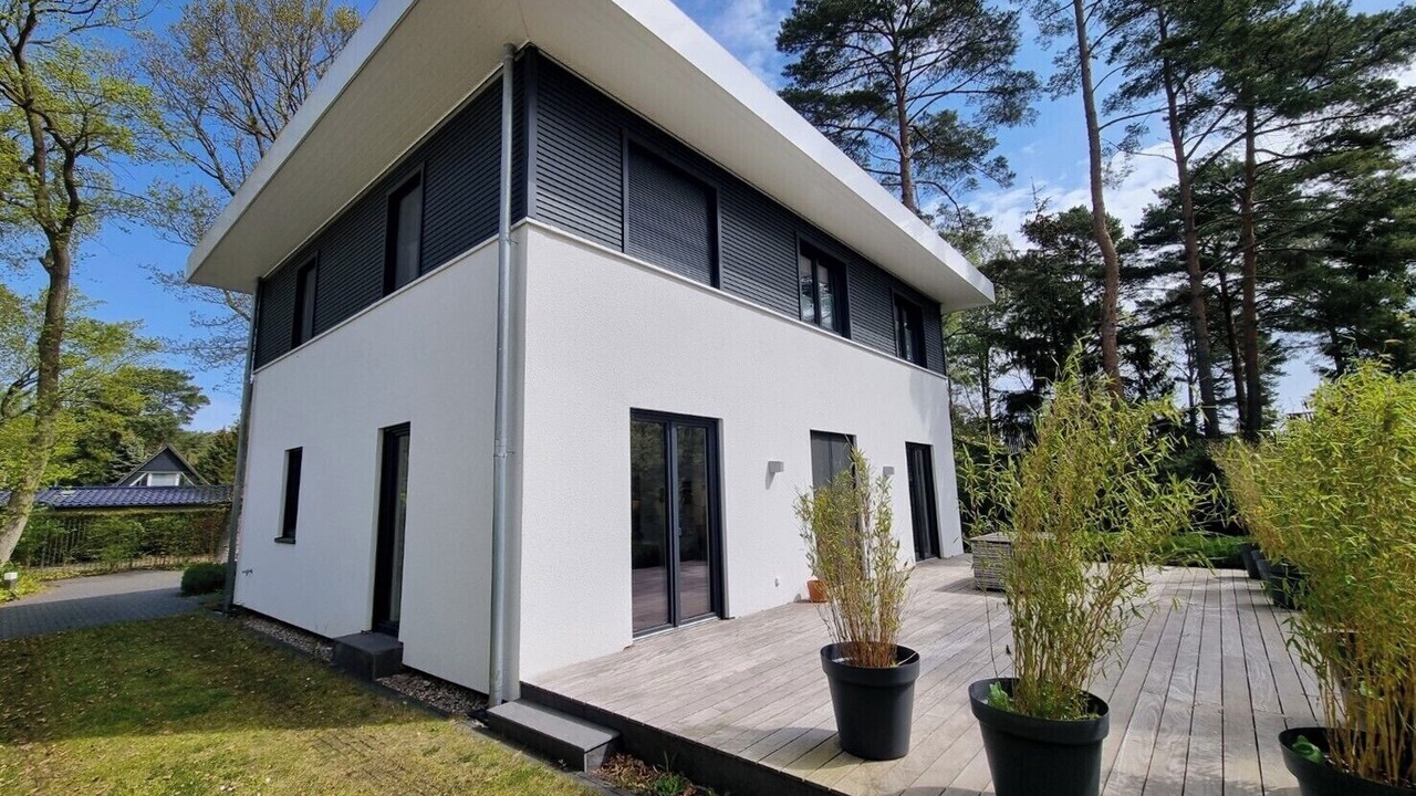 Photo of Outdoor in Glowe