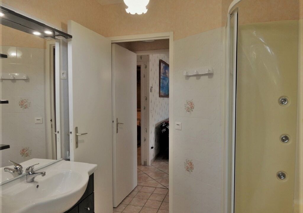 Photo of Bathroom in Auriac-du-Perigord