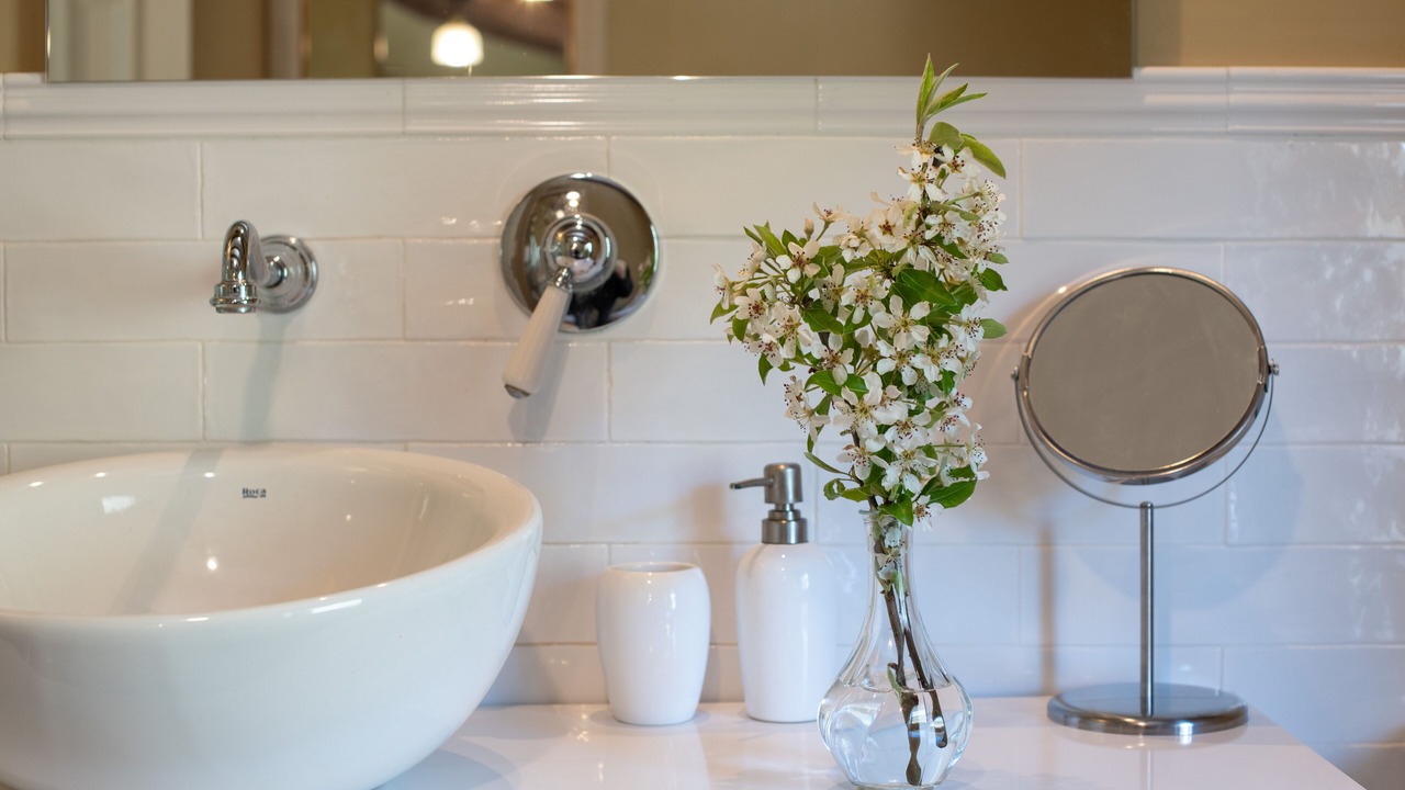 Photo of Bathroom in Pontons