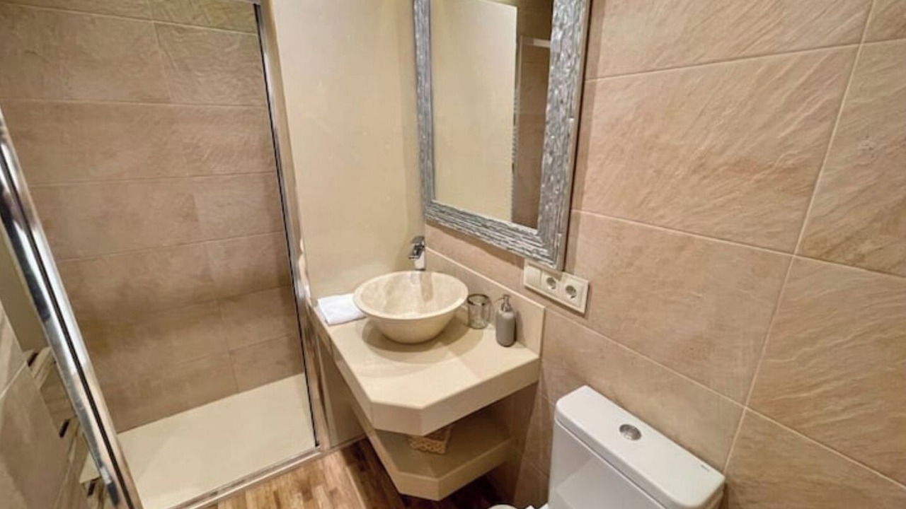 Photo of Bathroom in Oeste