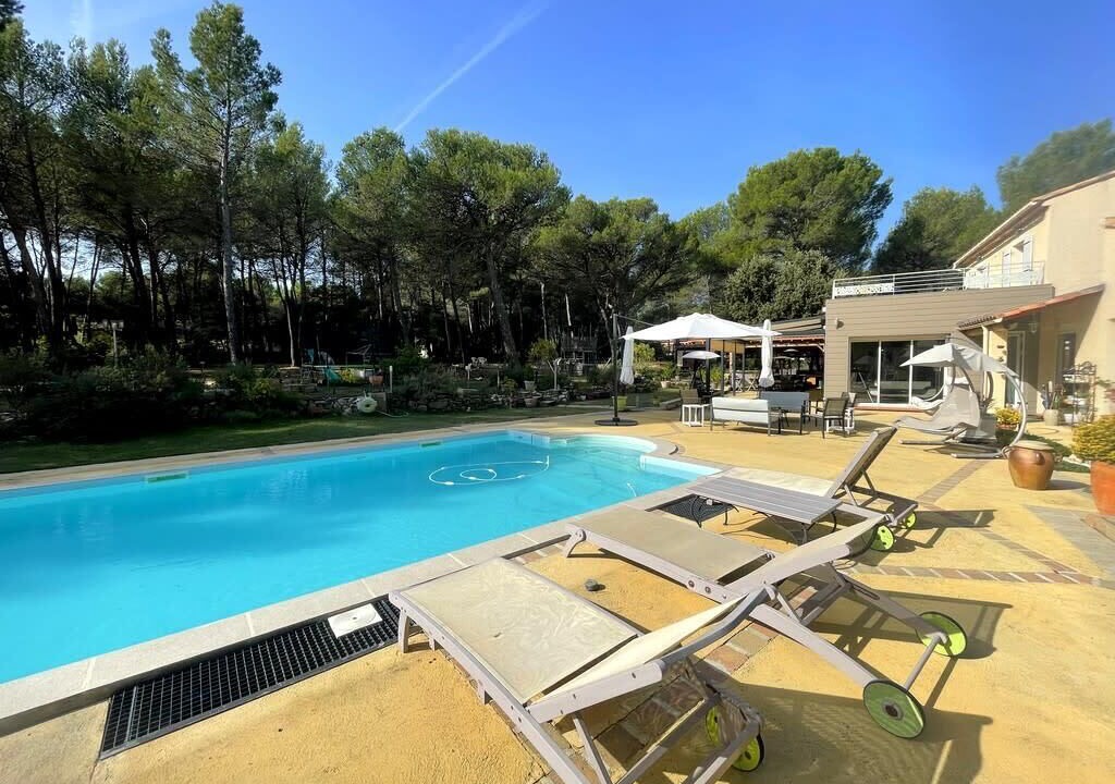 Photo of Outdoor in Lambesc