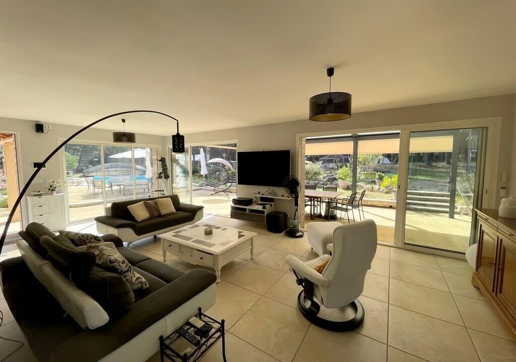 Photo of Livingroom in Lambesc