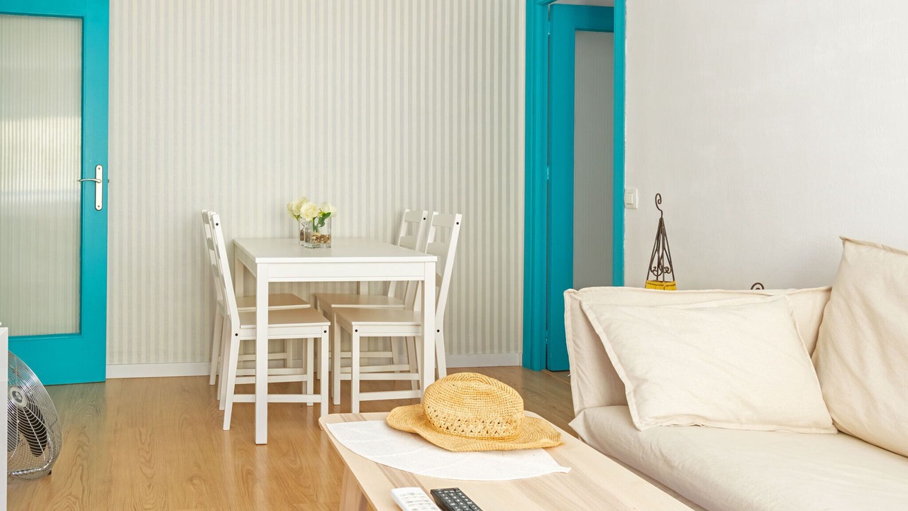 Photo of Livingroom in Alameda