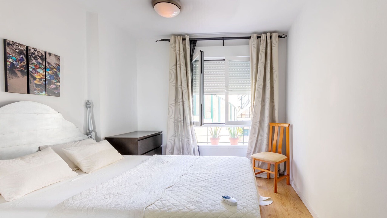 Photo of Bedroom in Alameda