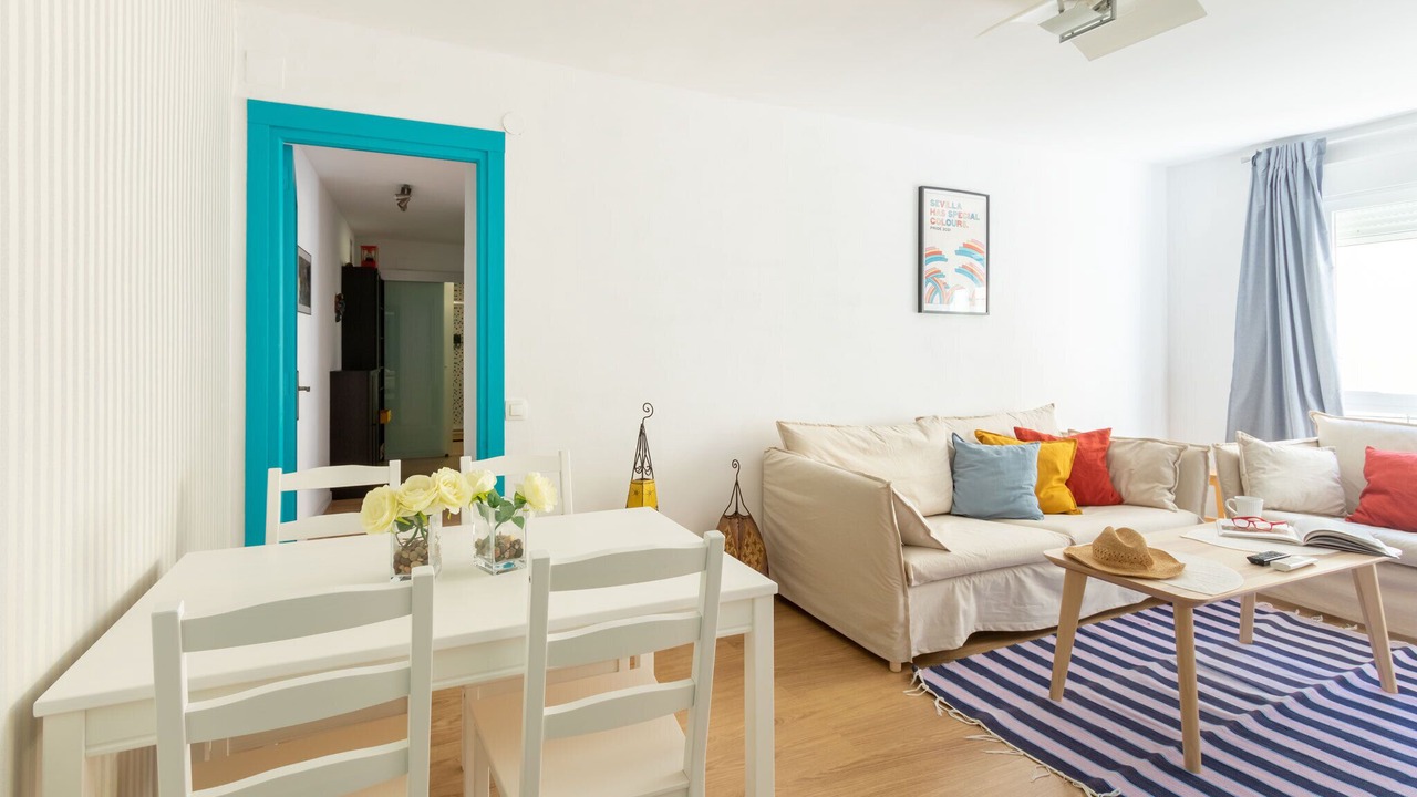 Photo of Livingroom in Alameda