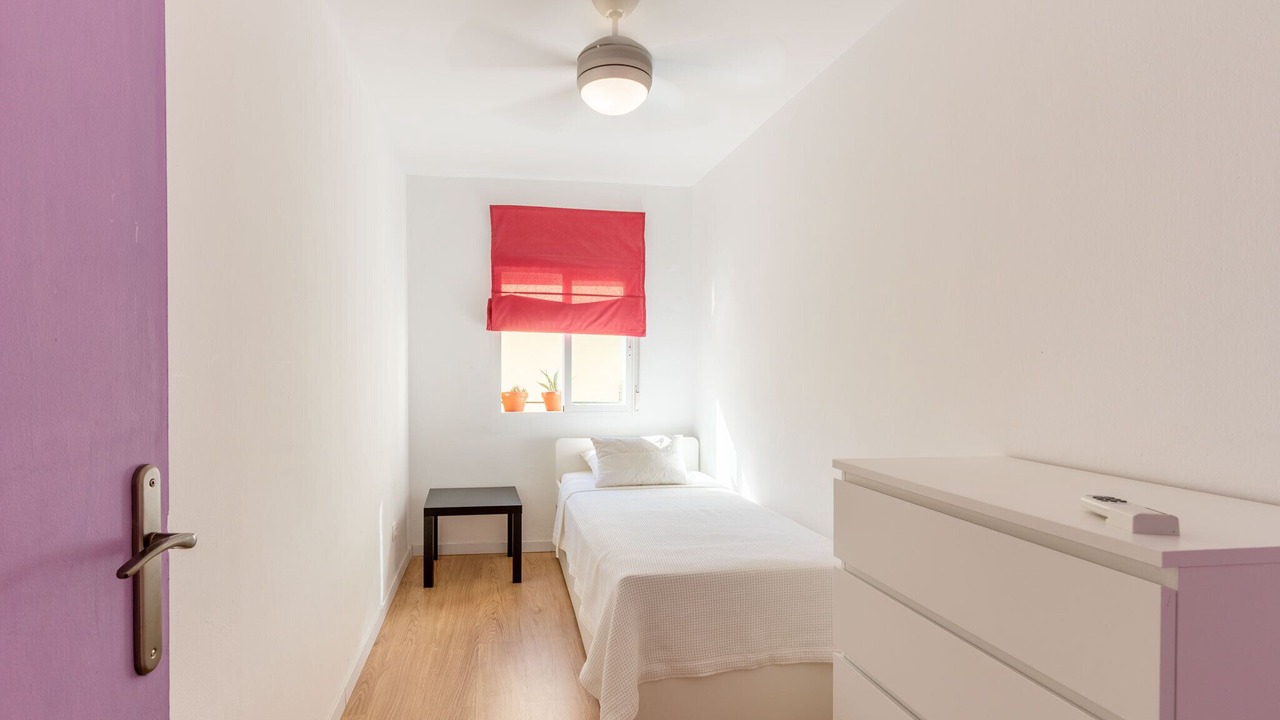 Photo of Bedroom in Alameda