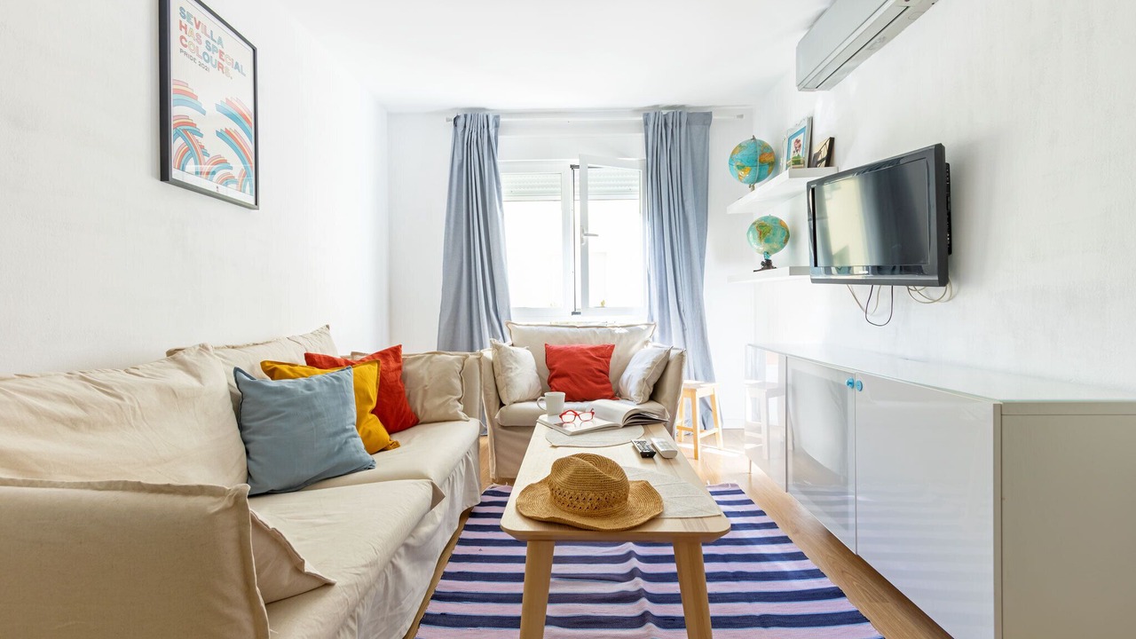 Photo of Livingroom in Alameda
