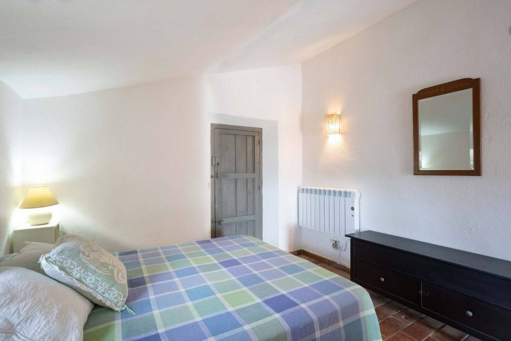Photo of Bedroom in Pins