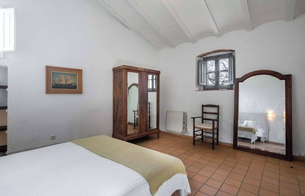 Photo of Bedroom in Pins