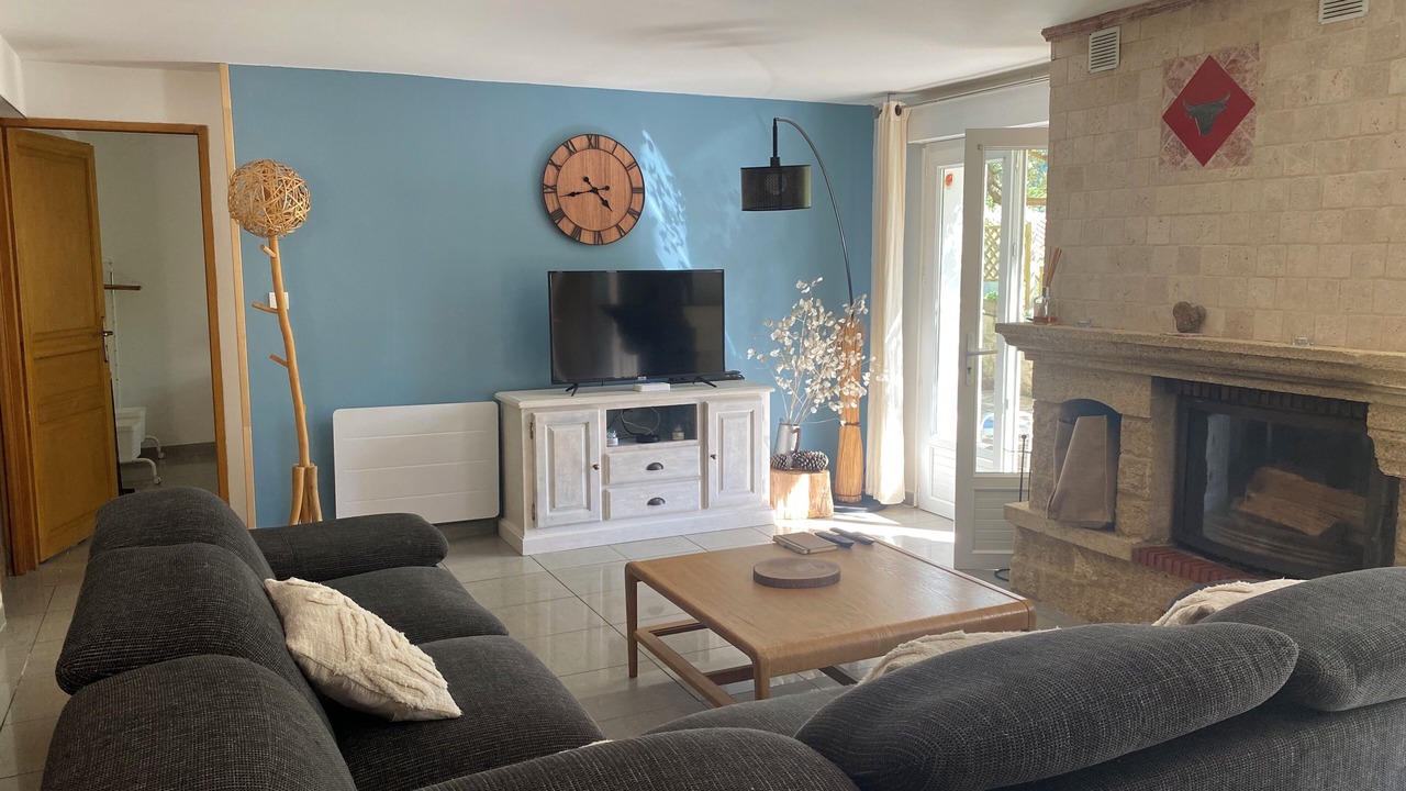 Photo of Livingroom in Besseges