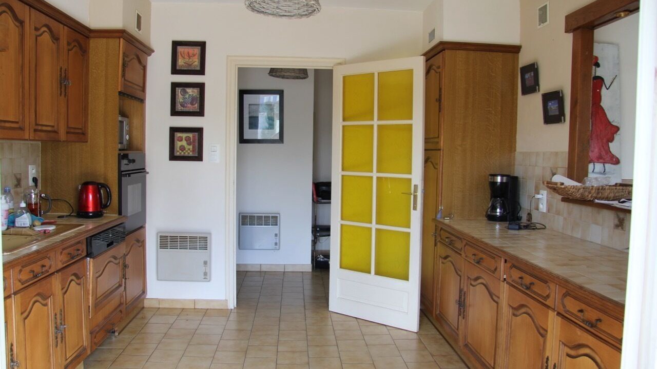 Photo of Kitchen in Saint-Alban-sous-Sampzon