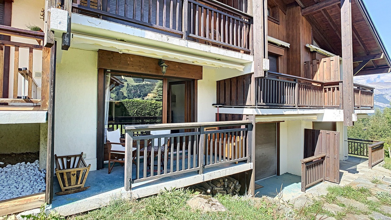 Photo of Outdoor in Demi-Quartier